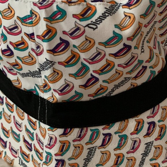 DISNEYLAND RESORT Signature Canvas Reversible Bucket Hat - Picture 2 of 3